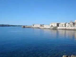 Mastrarua מלון