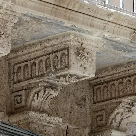 Mastrarua מלון סירקוזה